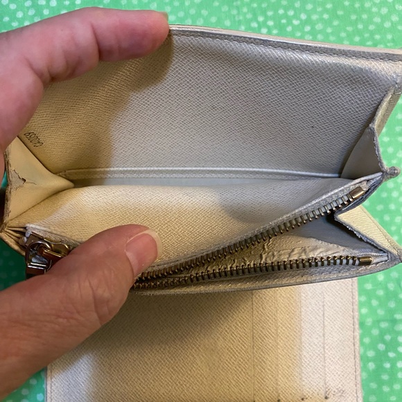 Louis Vuitton Damier Azur Trifold Wallet - Picture 8 of 11